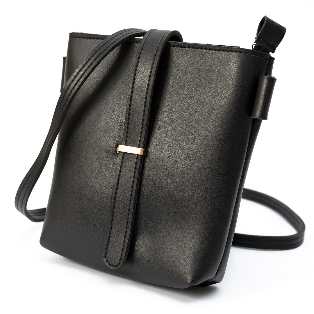 Emelia Cross Body Bucket Bag - (CLBLK) - Vuchetti