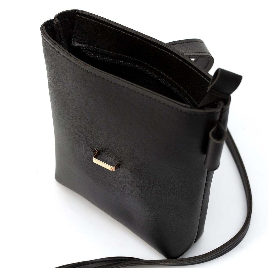 Emelia Cross Body Bucket Bag - (CLBLK) - Vuchetti